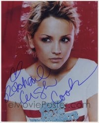 6s915 RACHAEL LEIGH COOK signed color 8x10 REPRO still 2000s in Josie and the Pussycats shirt!