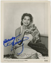 6s504 RHONDA FLEMING signed 8x10.25 still 1956 candid portrait with cute lion cub from Odongo!