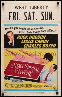 6t663 VERY SPECIAL FAVOR WC 1965 Rock Hudson kisses sexy Leslie Caron, Charles Boyer!