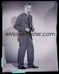 7a035 MAN WITH NINE LIVES 8x10 negative 1940 full-length Boris Karloff holding his glasses!
