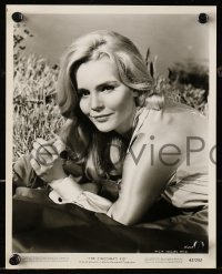 7d932 CINCINNATI KID 2 8x10 stills 1965 both great close ups of beautiful Tuesday Weld!