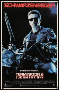 7g095 TERMINATOR 2 26x40 video poster 1991 Arnold Schwarzenegger on motorcycle with shotgun!