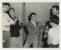 7h245 CONFIDENTIALLY CONNIE candid 8x10 still 1953 Tony Curtis does magic when visiting Janet Leigh!