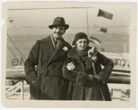 7h376 FREDRIC MARCH/FLORENCE ELDRIDGE 8x10.25 still 1931 going on vacation cruise to West Indies!