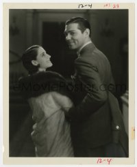 7h377 FREE SOUL 8x10 still 1931 beautiful smiling Norma Shearer & Clark Gable from behind!