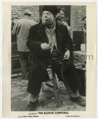 7h502 JEAN RENOIR 8.25x10 still 1962 French director candid on the set of The Elusive Corporal!
