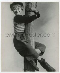 7h546 LA STRADA 7.25x9 still 1956 Federico Fellini, Giulietta Masina in clown makeup climbing pole!