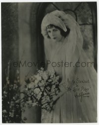 7h590 LOVE PIKER 7.5x9.5 still 1923 close up of bride Anita Stewart holding flower bouquet!