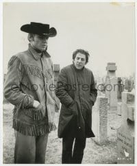 7h637 MIDNIGHT COWBOY 8.25x10 still 1969 Dustin Hoffman & Jon Voight in cemetery, Schlesinger!