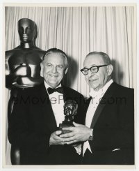 7h791 ROBERT WISE 8x10 still 1966 accepting his Irving Thalberg Award from Arthur Freed!