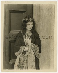 7h799 ROMOLA 8x10.25 still 1924 close up of Dorothy Gish with flowers in her hair by door!