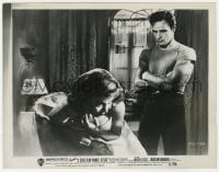 7h870 STREETCAR NAMED DESIRE 8x10.25 still 1951 Marlon Brando glares at deranged Vivien Leigh!