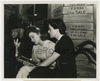 7h877 SWAMP WATER candid 8.25x10 still 1941 Anne Baxter takes classes on set between scenes!