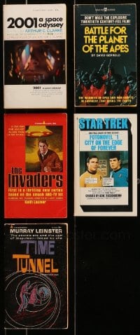 7m175 LOT OF 5 SCI-FI PAPERBACK BOOKS 1960s-1970s Planet of the Apes, 2001, Star Trek, Time Tunnel!