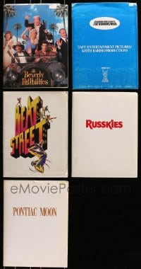 7m267 LOT OF 5 PRESSKITS WITH 10 STILLS EACH 1980s-1990s containing a total of 50 stills in all!