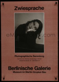 7r922 ZWIESPRACHE 24x33 German museum/art exhibition 1990s woman resting her head on her hand!