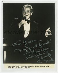 7s658 MEL TORME signed 8x10 publicity still 1979 in tuxedo on stage singing into mircrophone!