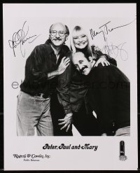 7s138 PETER PAUL & MARY signed 8x10 publicity still 1980s includes a 1963 In the Wind record!