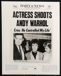 7w817 I SHOT ANDY WARHOL presskit w/ 7 stills 1996 Lili Taylor, Stephen Dorff, Jared Harris