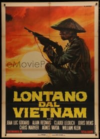 7y189 FAR FROM VIETNAM Italian 1p 1967 cool artwork of Viet Cong soldier with gun by Renato Casaro!
