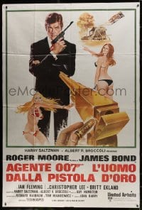 7y452 MAN WITH THE GOLDEN GUN Italian 2p R1970s Sciotti art of Moore as James Bond & sexy girls!