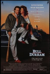 8a152 BULL DURHAM 1sh 1988 great image of baseball player Kevin Costner & sexy Susan Sarandon