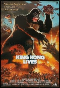 8a473 KING KONG LIVES 1sh 1986 great artwork of huge unhappy ape attacked by army!