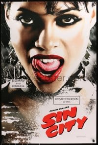 8a784 SIN CITY teaser DS 1sh 2005 graphic novel by Frank Miller, sexy Rosario Dawson as Gail!