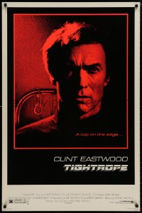 8a899 TIGHTROPE 1sh 1984 Clint Eastwood is a cop on the edge, cool handcuff image!