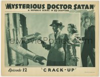 8d707 MYSTERIOUS DOCTOR SATAN chapter 12 LC 1940 c/u of Robert Wilcox pointing gun at funky robot!