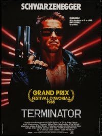 8f333 TERMINATOR French 24x32 1985 close up of classic cyborg Arnold Schwarzenegger with gun!