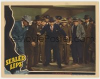 8j860 SEALED LIPS LC 1941 William Gargan & crowd of men are shocked by what they see!