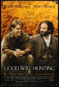 8w348 GOOD WILL HUNTING 1sh 1997 great image of smiling Matt Damon & Robin Williams!