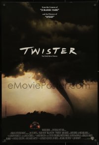 8w923 TWISTER int'l DS 1sh 1996 storm chasers Bill Paxton & Helen Hunt, cool tornado image!