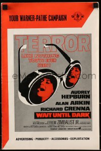 8x050 WAIT UNTIL DARK English pressbook 1968 c/u of blind Audrey Hepburn, who is terrorized by a burglar!