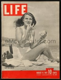 8x846 LIFE MAGAZINE magazine August 11, 1941 sexy Rita Hayworth in swimsuit at the beach by Landry!