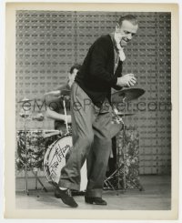 8y727 FRED ASTAIRE signed 8x10 REPRO still 1980s great full-length close up dancing by drummer!