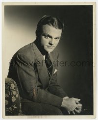 8y218 JAMES CAGNEY signed 8x10 still 1930s wonderful seated portrait at Grand National Pictures!