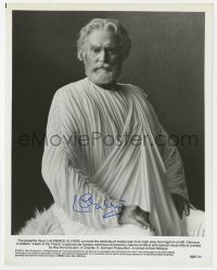 8y247 LAURENCE OLIVIER signed 8x10 still 1981 portrait in costume as Zeus in Clash of the Titans!