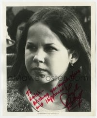 8y253 LINDA BLAIR signed 8.25x10 still 1975 super young close up when she was in Sarah T.!