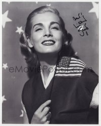 8y845 LIZABETH SCOTT signed 8x10 REPRO still 1980s patriotic smiling portrait of the beautiful star!