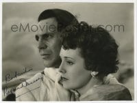 8y290 RAYMOND MASSEY signed 7x9.25 still 1937 close up with Mary Astor in The Hurricane!