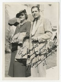 8y315 WARNER BAXTER signed 3.5x4.75 photo 1937 candid portrait with his wife on movie set!