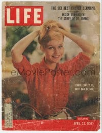 8y074 CAROL LYNLEY signed magazine cover April 22, 1957 busy career girl on the cover of Life!