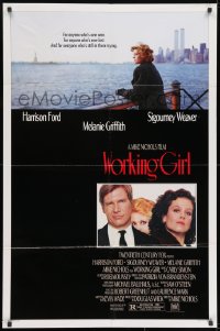 8z982 WORKING GIRL studio style 1sh 1988 Harrison Ford, Melanie Griffith & Sigourney Weaver, NYC!