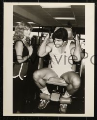 9a875 LOU FERRIGNO 3 8x10 stills 1980s working out with wife Carla in California and as Santa Claus!