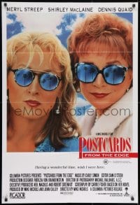 9c465 POSTCARDS FROM THE EDGE Aust 1sh 1990 great image of Shirley MacLaine & Meryl Streep w/sunglasses!