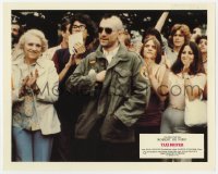 9c083 TAXI DRIVER German LC 1976 Martin Scorsese directed, Robert De Niro with mohawk in crowd!