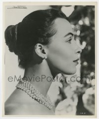 9h258 CLAIRE BLOOM 7.75x9.5 still 1950s glamour profile portrait with pearls & bare shoulders!