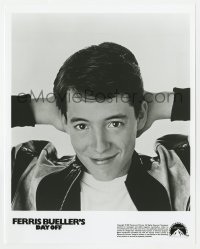 9h406 FERRIS BUELLER'S DAY OFF 8x10 still R1995 best portrait of young Matthew Broderick!